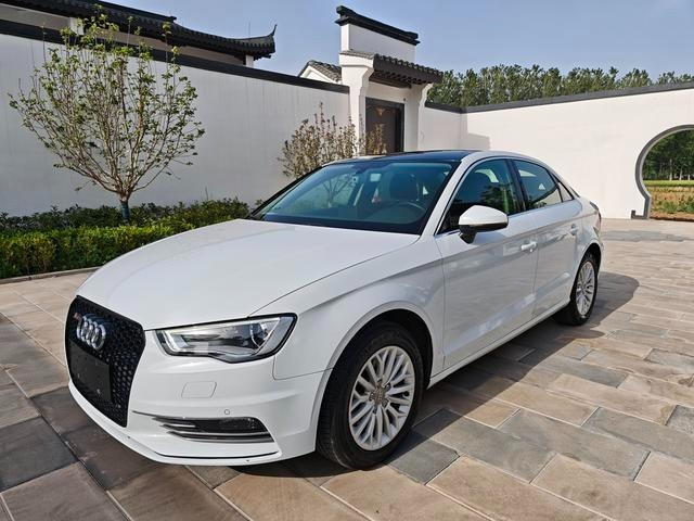 2015 Audi Q3 35 TFSI quattro