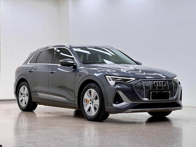 2021 Audi e-tron 50 quattro