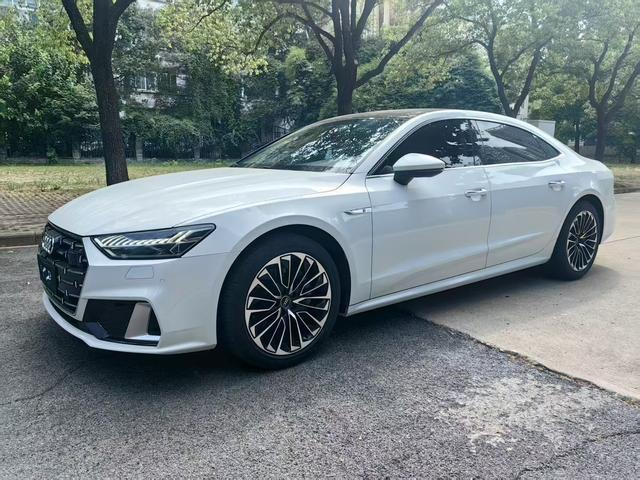 Audi A7L 2022 45 TFSI S-line